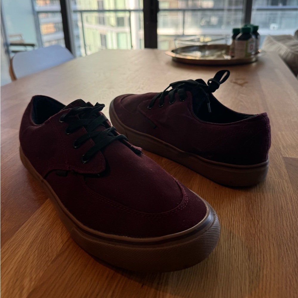 Mens Zoo york burgandy shoes size 11